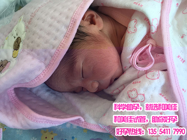 龙凤胎降临给王先生非常大的惊喜