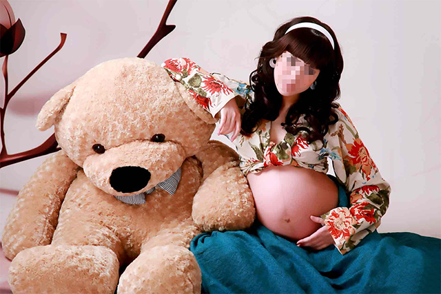 广州代妈去洛杉矶产下了金发宝宝